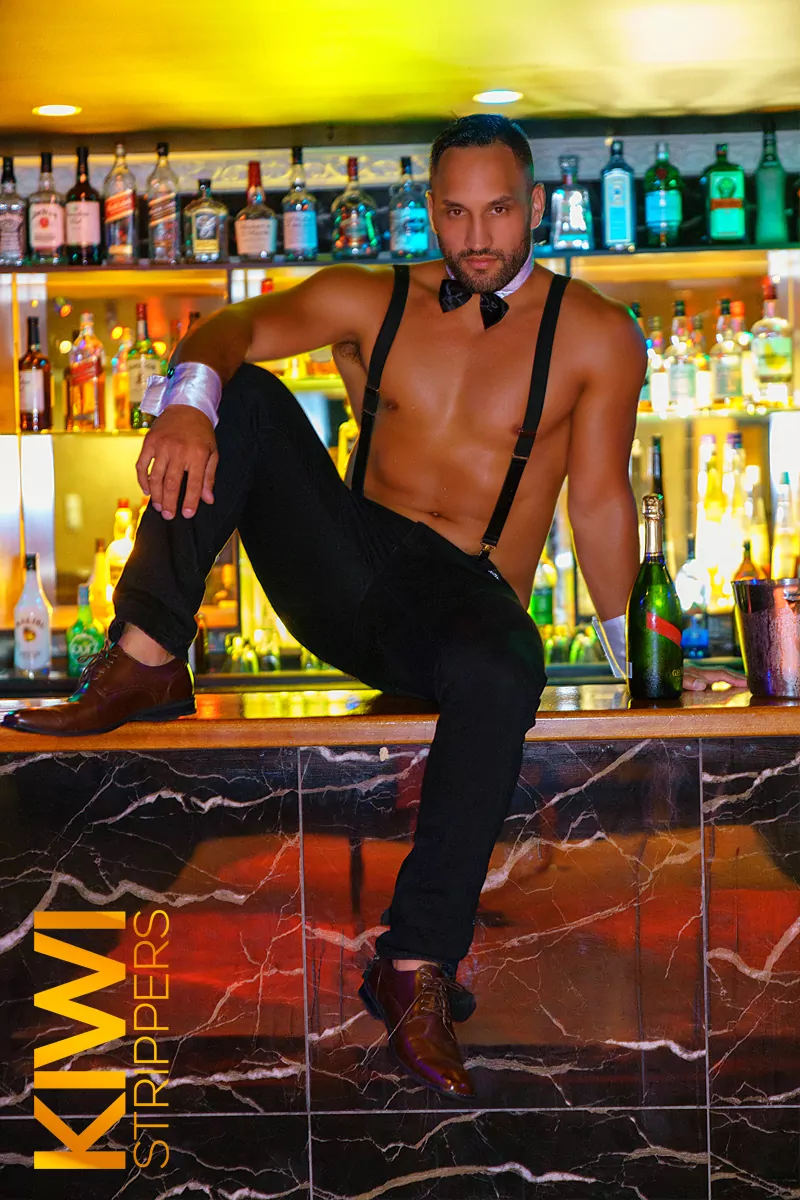 Male Stripper near Hamilton - Jay